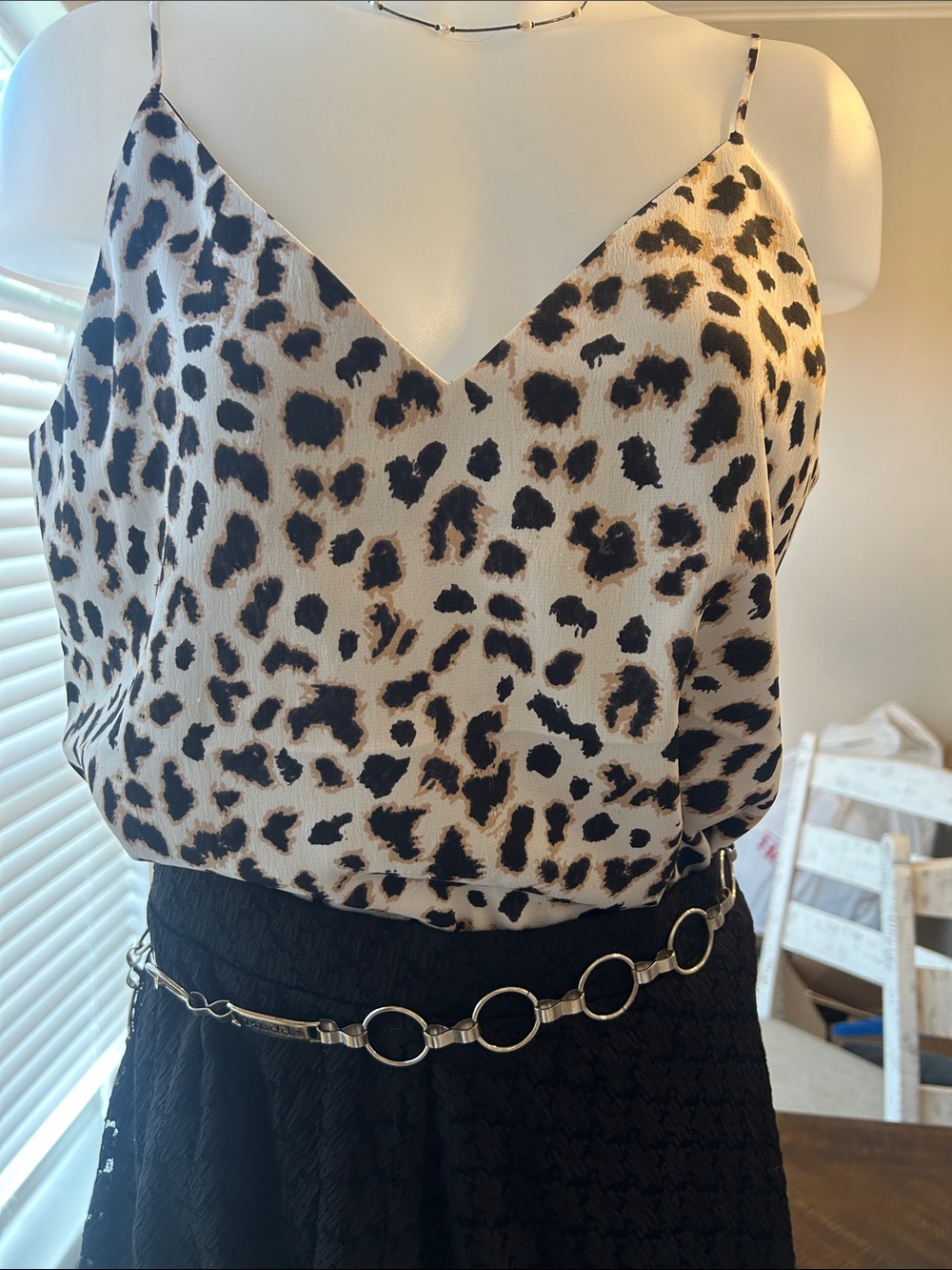 Express Leopard Print V-Neck Cami in Cream and Black😻 - Picture 3 of 7